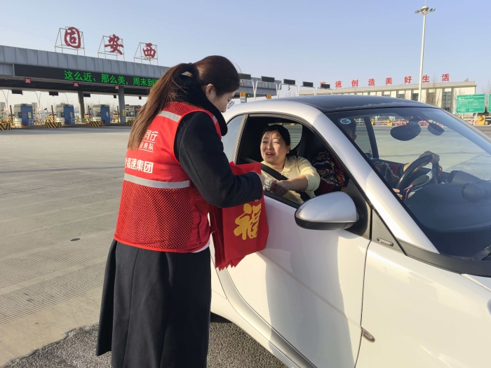 ba895734f74d76aef31ea91b97969ef8